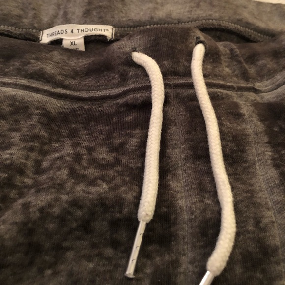 Threads 4 Thought sweatpants cotton/polyester blend gray size XL - Picture 2 of 5